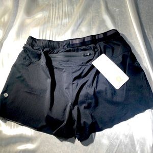 New Mens Lululemon Surge Short 3* Light Size Medium